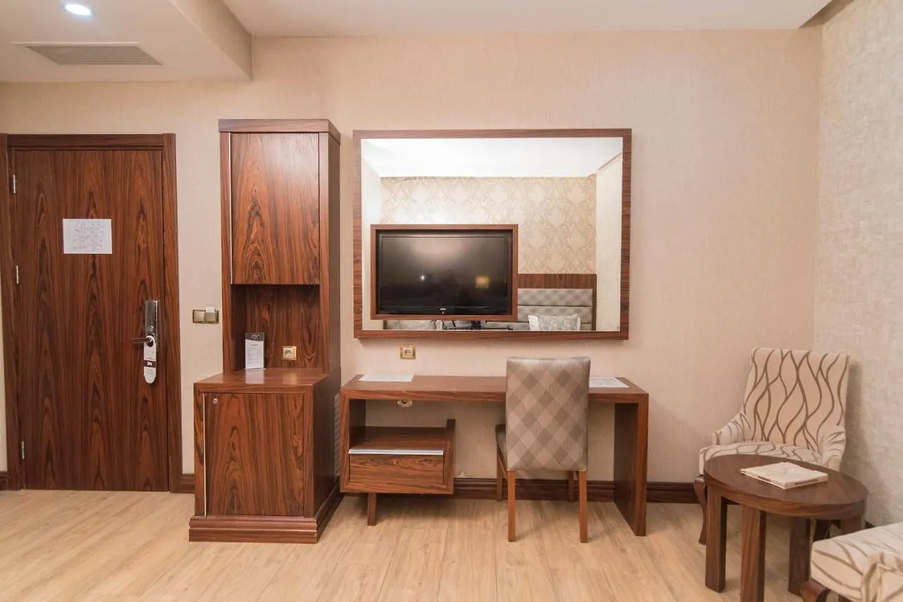 Midmar Deluxe Hotel Istanbul 4*,
